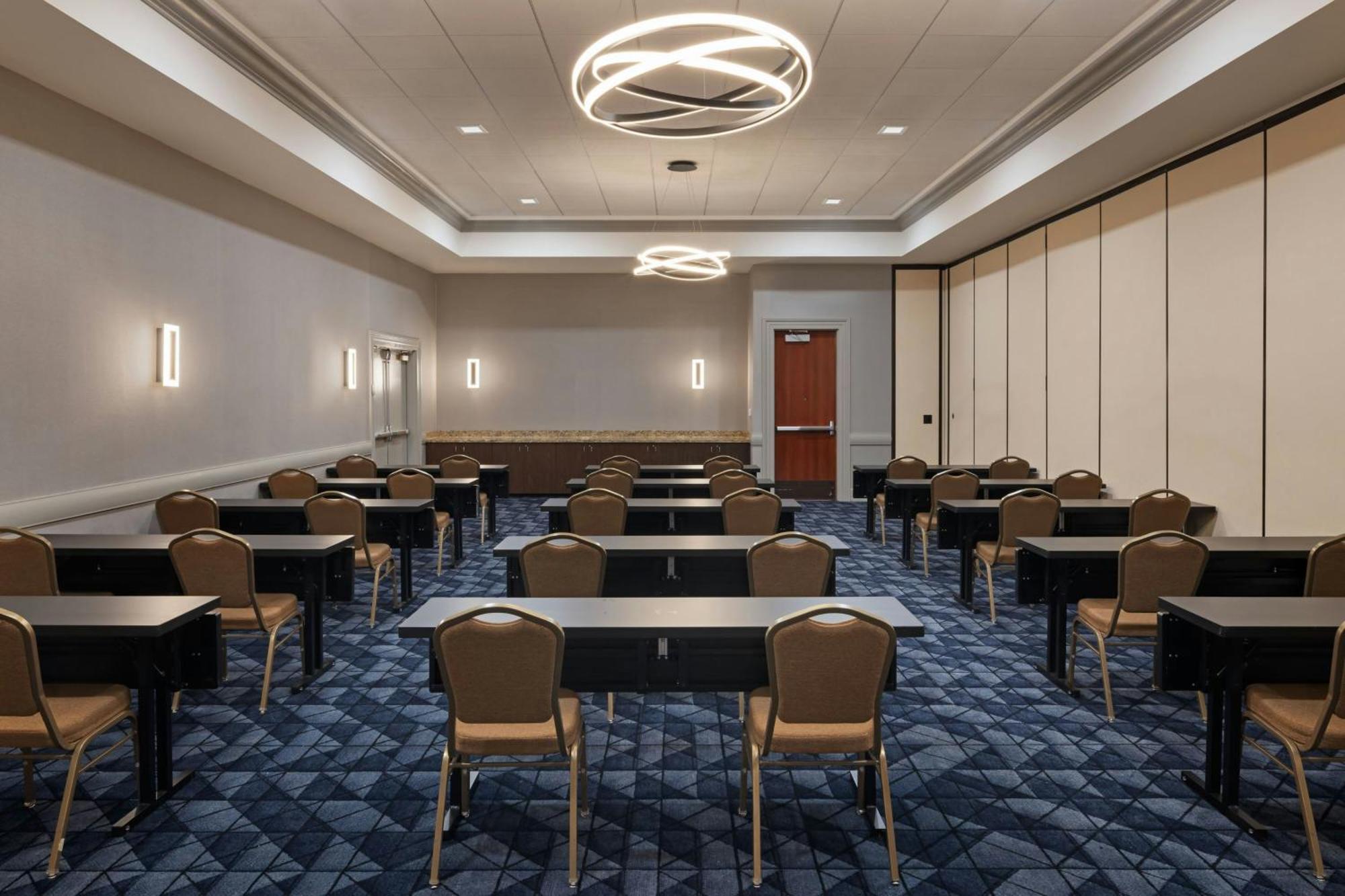 Courtyard By Marriott Sacramento Cal Expo Hotell Exteriör bild