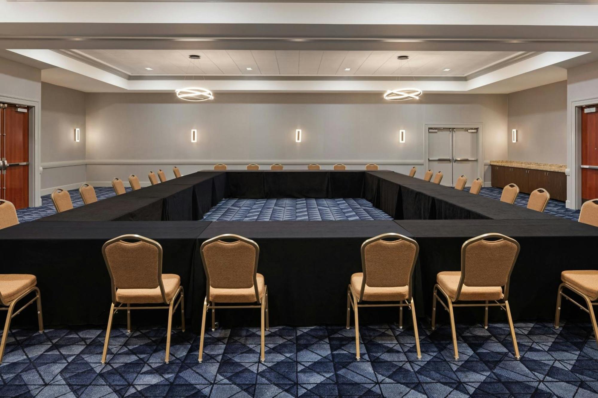 Courtyard By Marriott Sacramento Cal Expo Hotell Exteriör bild