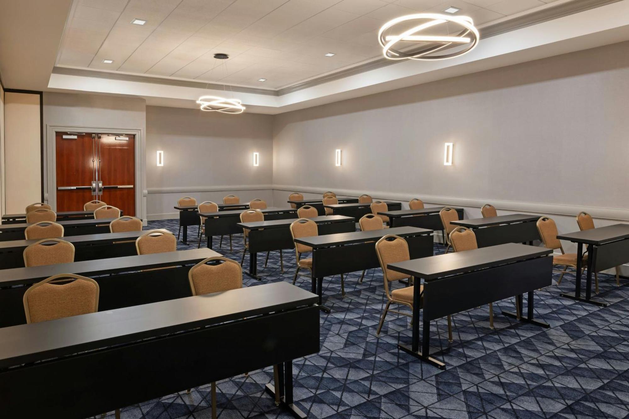 Courtyard By Marriott Sacramento Cal Expo Hotell Exteriör bild